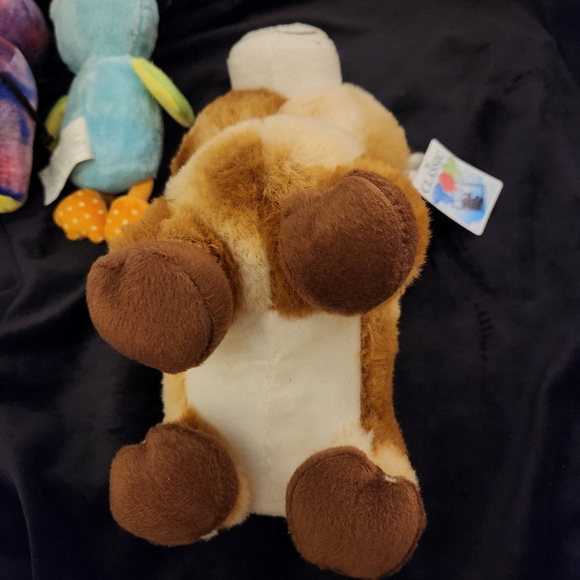 Assortment of Stuffed Animals - Picture 14 of 16